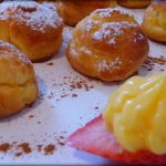 Petit choux rellenos de crema de limón